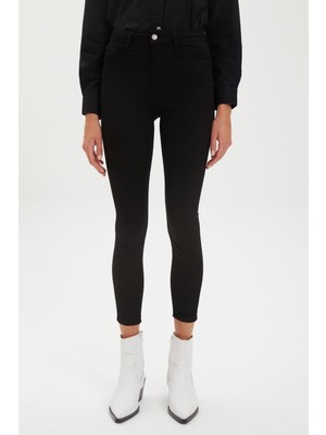 Livik Renk Vermez Skinny Jeans Toparlayıcı Likralı Kot Pantolon (Simsiyah)
