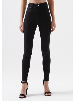 Livik Acayip Siyah Renk Vermeyen Skinny Jeans Toparlayıcı Kot Pantolon (Simsiyah)