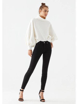 Livik Renk Vermeyen Toparlayıcı Siyah Süper Skinny   Jeans Kot Pantolon (Kapkara)