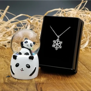 Panda Temalı Işıklı  Kar Küresi Küçük Boy ve Kar Tanesi Kolye