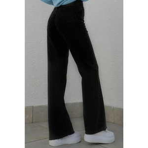 Rahat Kalıp Düz Geniş Paça Kadın Pantolon ()