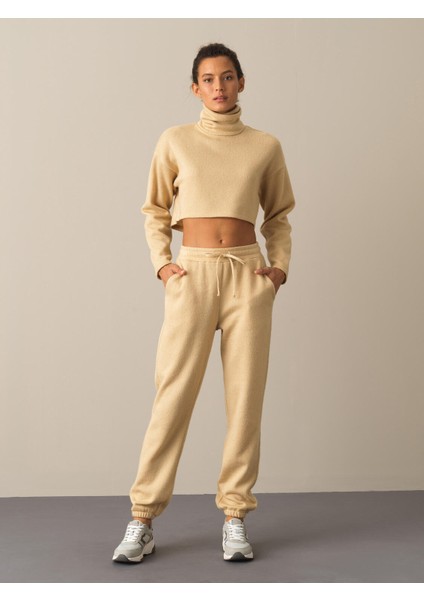 Kadın Bej Oversize Sweat Pantolon modelleri