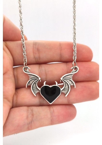 Antik Gümüş Kaplama Gotik Devil Black Heart Kolye modelleri