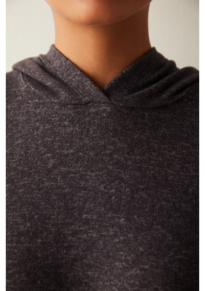 Koyu Gri Kapüşonlu Sweatshirt