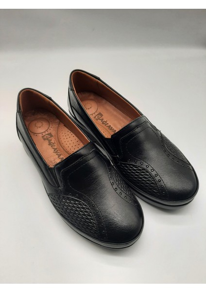 Iç Dış Hakiki Deri Anatomik Ayakkabımız