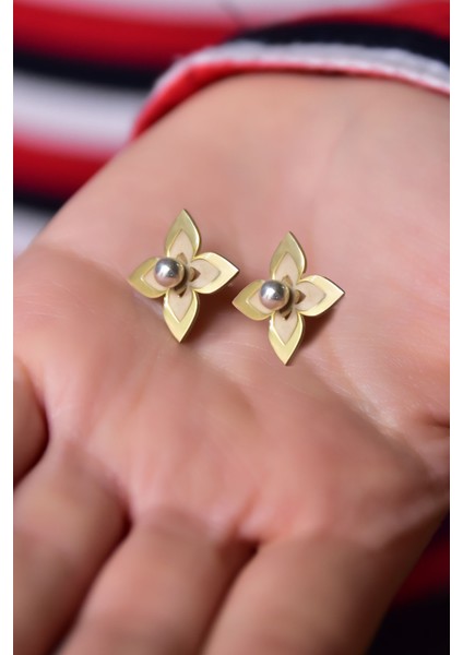 925 Ayar Gümüş Gold-Rodyum Kaplama Lilyum Çiçeği Çivili Küpe