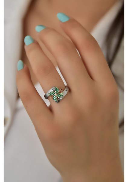 925 Ayar Gümüş Rose Rodyum Kaplama İsimli Yeşil Zirkon Taşlı Dönen Pervane Yüzük fırsatları
