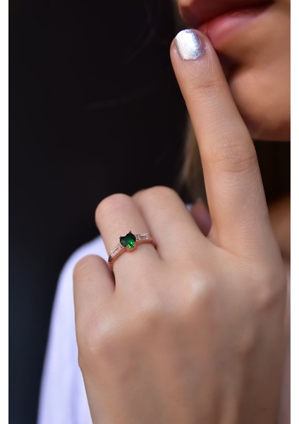 925 Ayar Gümüş Rose Kaplama Yeşim Renkli Kalp Baget Taşlı Ayarlanabilir Prenses Yüzük