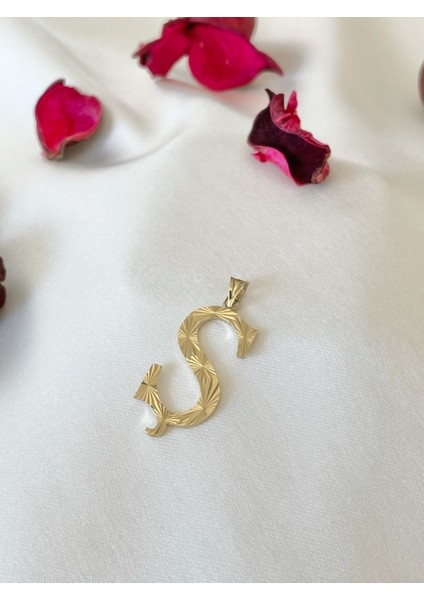 Kalemli Ş Harfi Kolye Ucu fiyatları