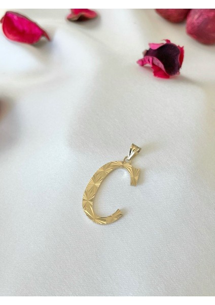Kalemli C Harfi Kolye Ucu fiyatları