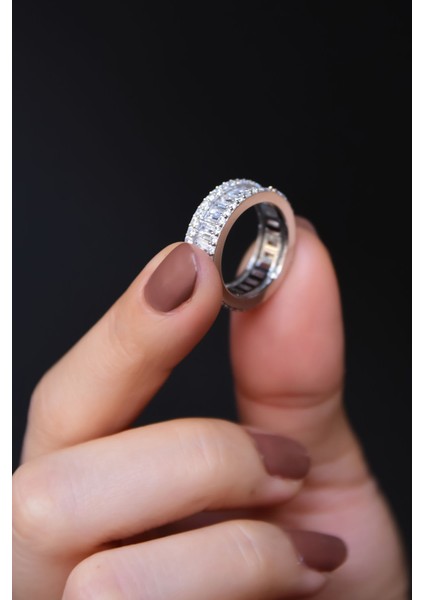 925 Ayar Gümüş Rodyum Kaplama Baget Taşlı Alyans Yüzük fiyatları