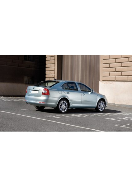 Skoda Octavia A6 2009-2012 Arka Cam Sileceği Yıkama Su Fiskiye Memesi 1Z5955985