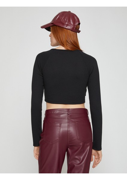 Crop Tişört Uzun Kollu Pencere Detaylı fırsatları