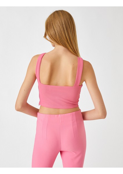 Crop Atlet Pencere Detaylı