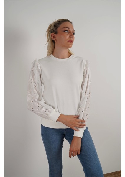 Kadın Fisto Detaylı Sweat Beyaz fiyatları