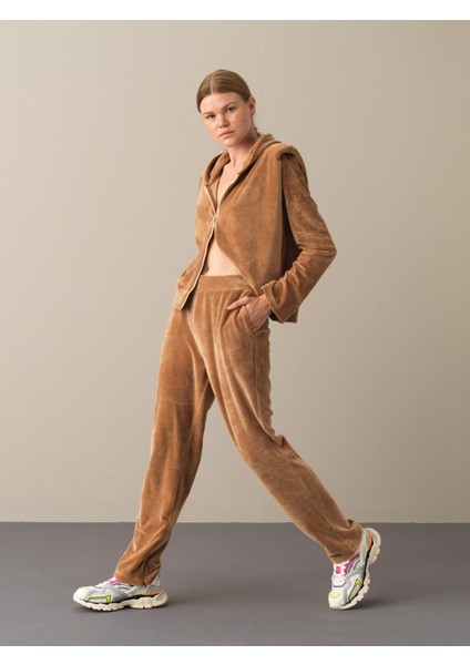 Kadın Camel Kadife Sweat Pantolon