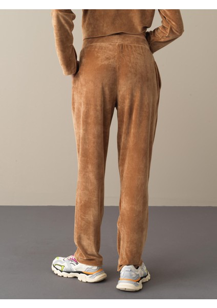 Kadın Camel Kadife Sweat Pantolon fırsatları