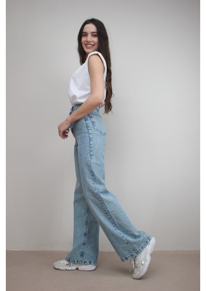 Kadın Açık Mavi Kar Yıkama Yüksek Bel Bol Paça Denim Kot Pantolon