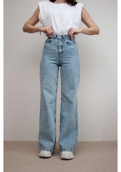 Kadın Açık Mavi Kar Yıkama Yüksek Bel Bol Paça Denim Kot Pantolon fırsatları