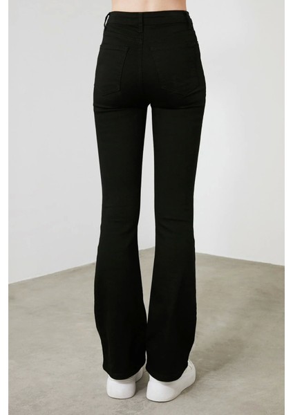 Ispanyol Paça S.o.l.m.a.y.a.n. S.i.y.a.h. Yüksek Bel Flare Jeans (Toparlayıcı)