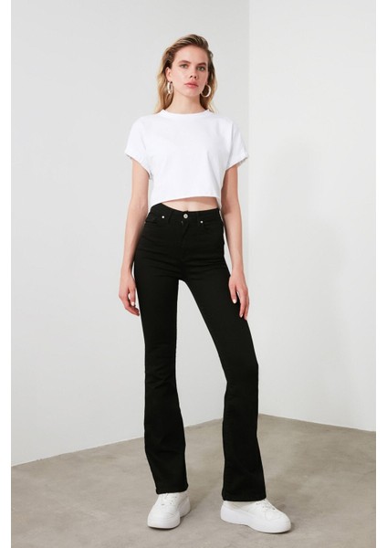 Manolya Yüksek Bel Ispanyol Paça Solmayan Siyah Jeans Kot Pantolon (Toparlayıcı)