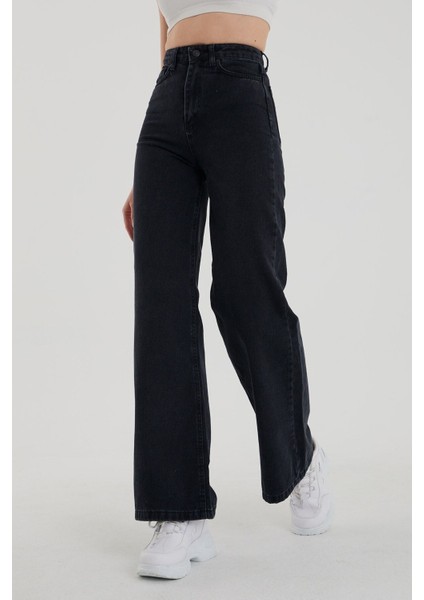 Leak Solmaz Siyah Likralı Bol Paça Jean - Salaş Wide Leg Kot Pantolon