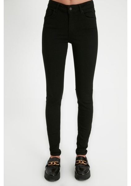 Solmayan Siyah Skinny Jeans Vücudunuzun Şeklini Alan Kot Pantolon fiyatları
