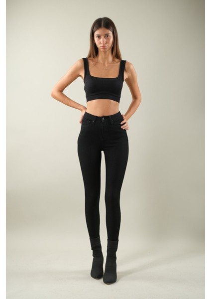 Özel Tasarım Yüksek Bel Likralı Dar Paça Denim Kot Pantolon ()