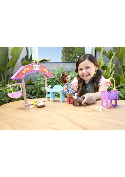 Çiftliği Oyun Seti, Sevimli At Haydie Bebek (15 cm), At Trotter, 3 Ek Hayvan Figürü ve 10'dan Fazla Aksesuarıyla GJX23