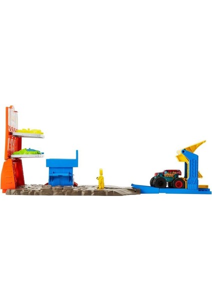 Monster Trucks Patlama Istasyonu Oyun Seti