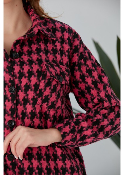 Kadın Pembe Siyah Büyük Kazayağı Oduncu Oversize Tunik Boy Etek Ucu Püsküllü Ceket Gömlek modelleri