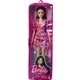 Barbie Fashionistas Bebek No. 177, uzun siyah saçlı, renk bloğu ve kabarık kol detaylı, çiçek desenli elbise, bantlı topuklu ayakkabı, kelebek şeklinde yüzük, 3-8 yaş HBV11