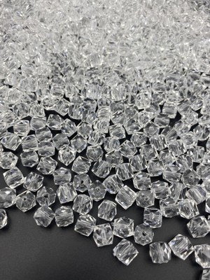 Hedef Bijuteri 100GR 10MM Şeffaf Renk Küp, Kübik Model Akrilik Boncuk,takı ,çanta Boncuğu (100GR,~180 Adet)