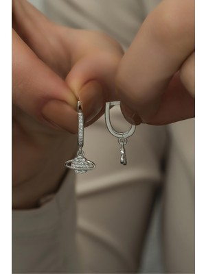 Nereze 925 Ayar Gümüş Rodyumlu Sallantılı Gezegen Küpe