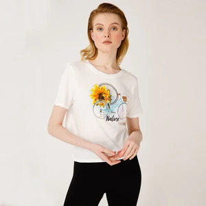 Nature Kadın T-Shirt By Aysu Bekar