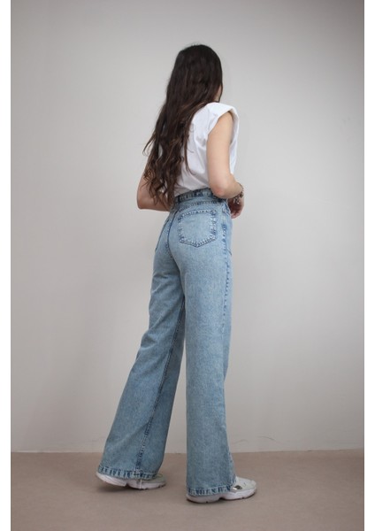 Kadın Açık Mavi Kar Yıkama Yüksek Bel Bol Paça Denim Kot Pantolon