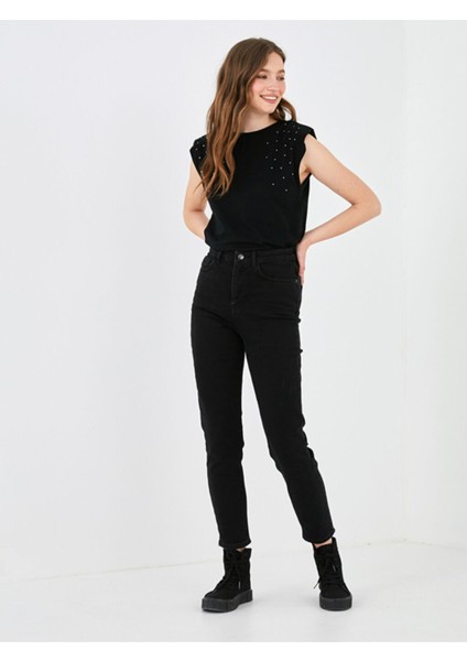 Blanka Kadın Solmayan Siyah Yüksek Bel Likralı Mom Kot Pantolon Jeans (Tam Kalıptır)