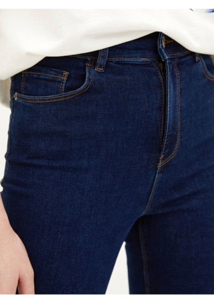 Della Koyu Mavi Dar Paça Kot Pantolon fiyatları