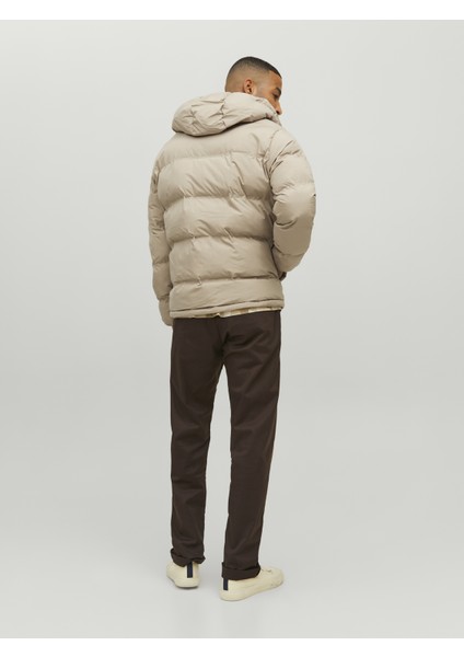 Geri Dönüstürülmüs Puffer Mont modelleri