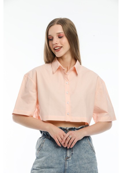 Kadın Turuncu Çizgili Pamuk Oversize Crop Gömlek fırsatları
