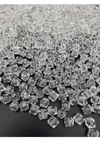 100GR 10MM Şeffaf Renk Küp, Kübik Model Akrilik Boncuk,takı ,çanta Boncuğu (100GR,~180 Adet) fiyatları