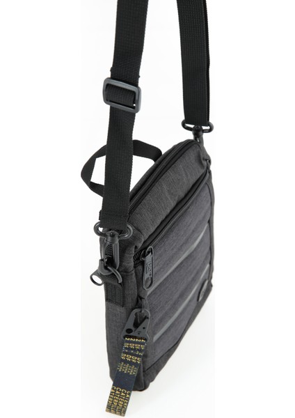 Siyah Cat 84029 Omuz Askılı Çapraz Çanta indirimleri