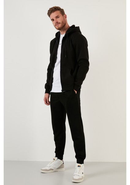 Regular Fit Kapüşonlu Fermuarlı İçi Tüylü Yumuşak Şardonlu Kışlık Sweat Erkek SWEAT 5905340 indirimleri