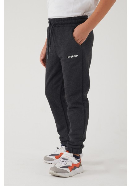 Erkek Çocuk 3 Iplik Cepli Beli ve Paçası Lastikli Baskılı Eşofman Altı fiyatları