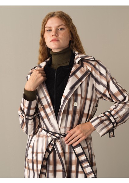 Kadın Siyah Regular Fit Desenli Trençkot fiyatları