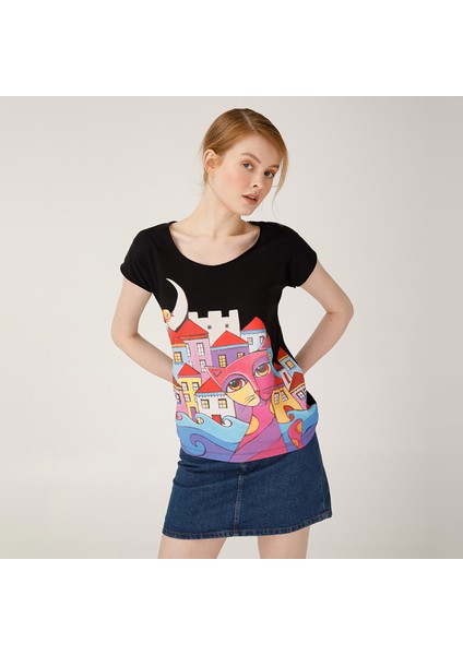 Owl and City Kadın T-Shirt by Bahar Karabenli Yılmaz