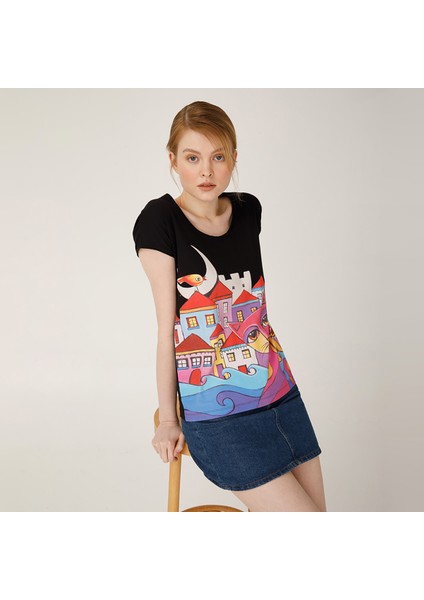 Owl and City Kadın T-Shirt by Bahar Karabenli Yılmaz modelleri