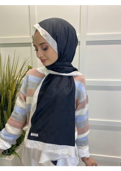 Eşarp Hint Ipek Monogram Üçgen Şal 00445