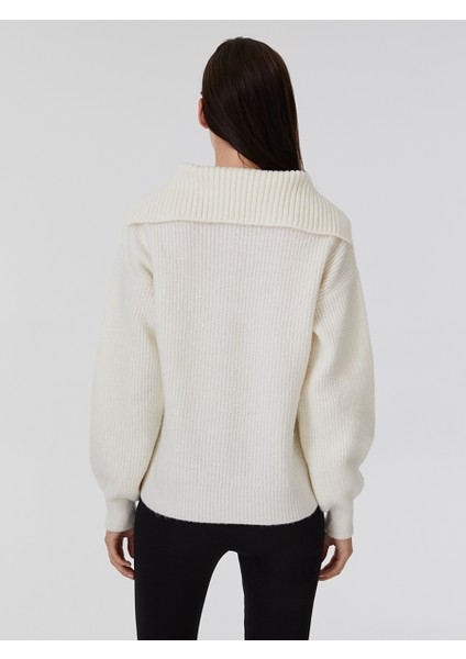 Loose Fit Kadın Kazak fırsatları