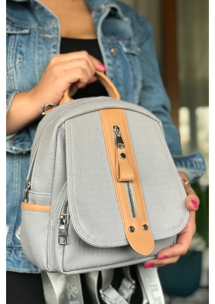 Çok Bölmeli Astarlı Ayarlanabilir Askılı Kadın Sırt Çantası 4058-GD Gri Kombin modelleri